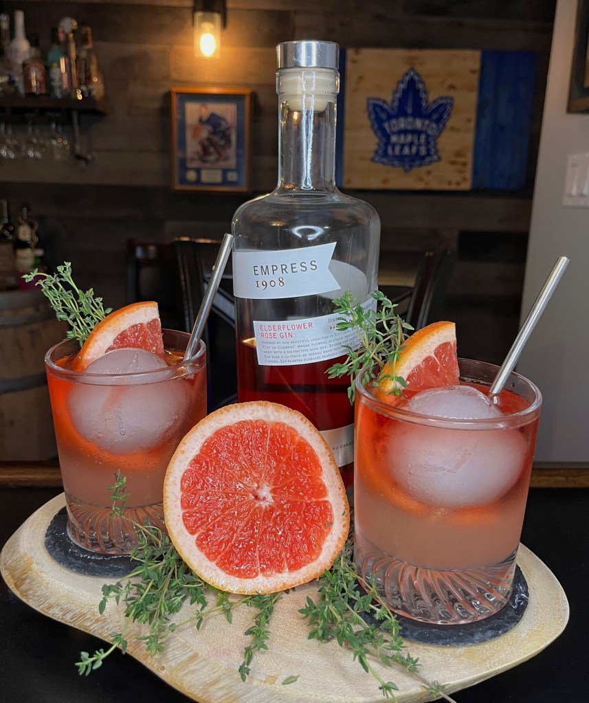Crisp Empress Elderflower Gin floating over thyme-muddled citrus, and bubbly club soda — this is your new go-to summer gin sipper. Fresh, floral, and dangerously refreshing. Cheers